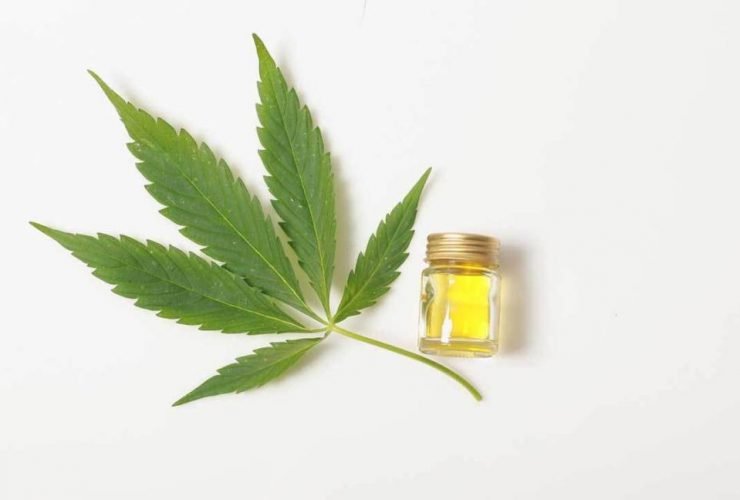 6 Positive Benefits and Uses of CBD Oil